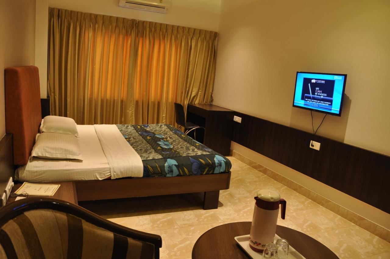 בהוי Hotel Prince Residency מראה חיצוני תמונה